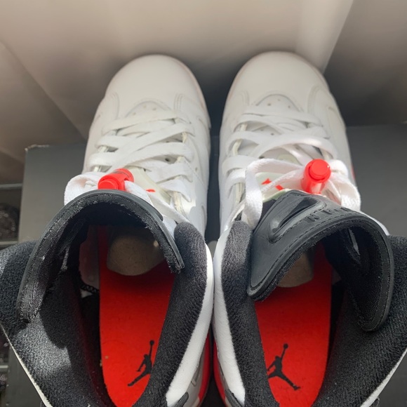 Air Jordan 6 Retro White Infrared - Picture 5 of 6